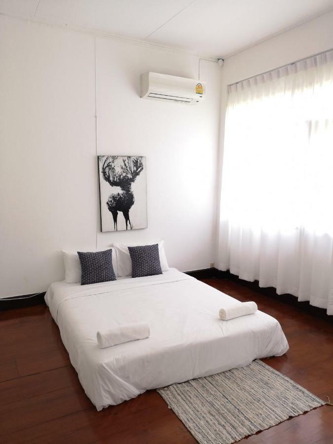 Cozy By Funwahn Bed & Breakfast Chiang Mai Exterior photo