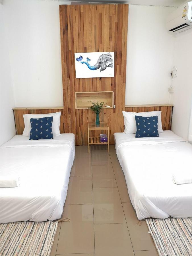 Cozy By Funwahn Bed & Breakfast Chiang Mai Exterior photo